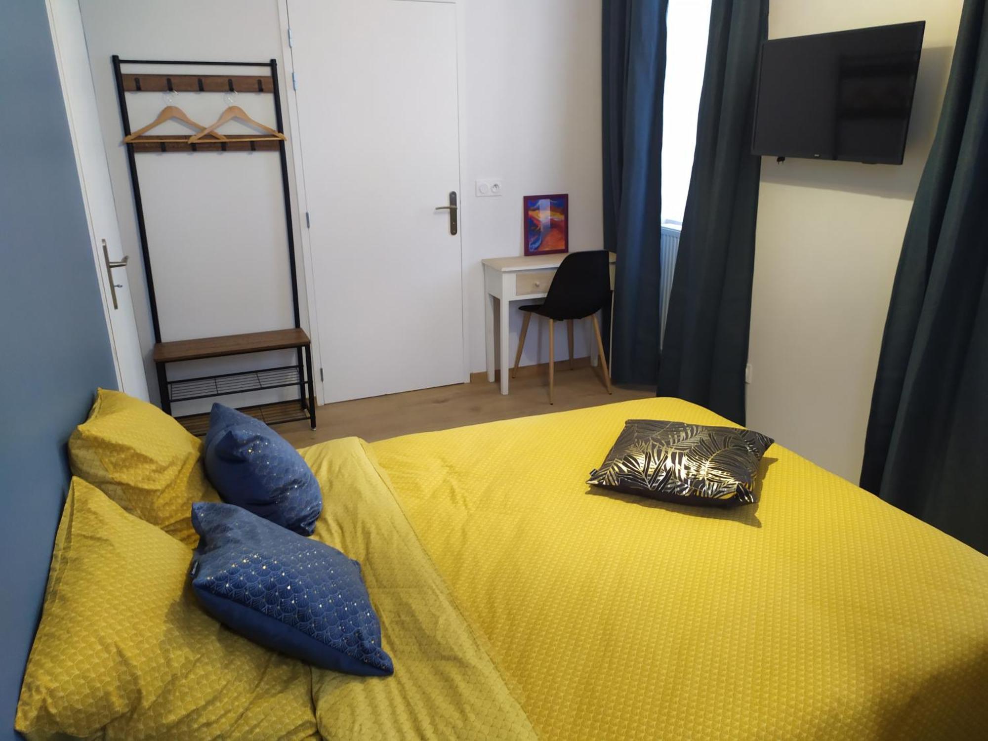 Montpezat-sous-Bauzon Chambres D'Hotes "Au Pied De La Bealiere" الغرفة الصورة